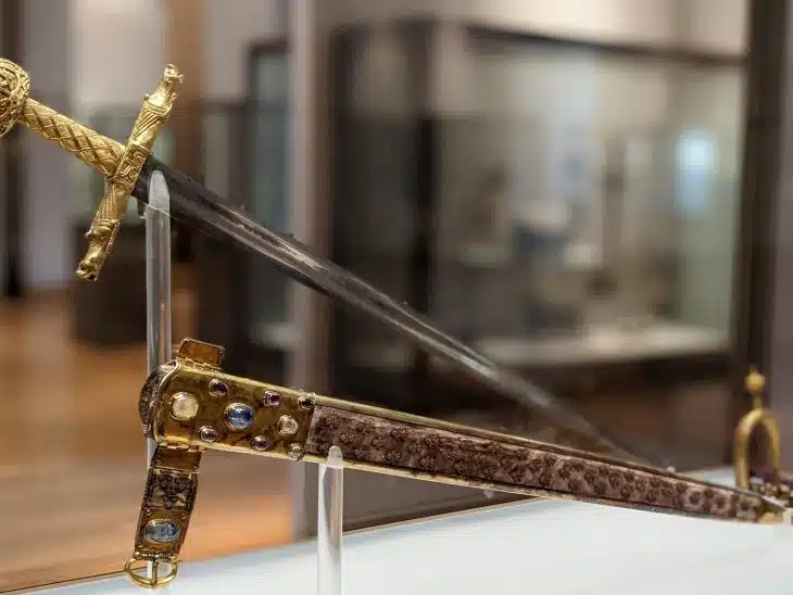 épée médiévale