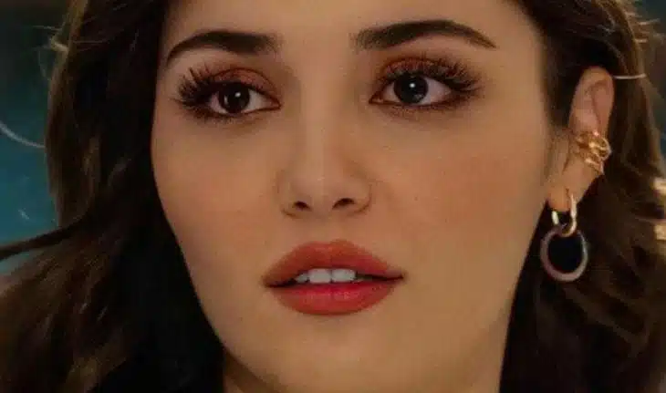 Hande Erçel (Love is in the air) biographie de l'actrice