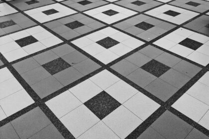 sol gris blanc et noir