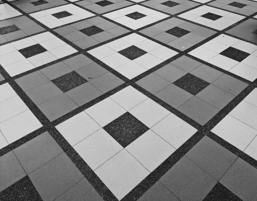 sol gris blanc et noir
