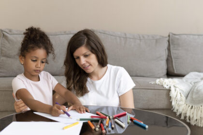 Le service de garde d’enfant à domicile qui s’adapte à votre famille