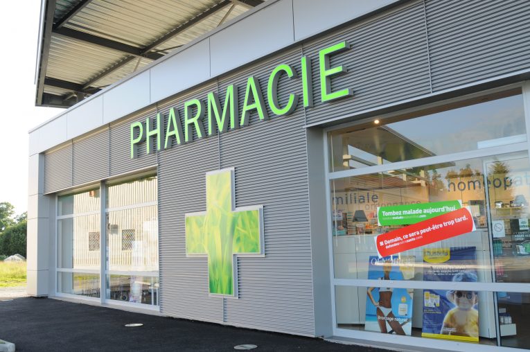 Ouvrir une pharmacie les prérequis Facefull News