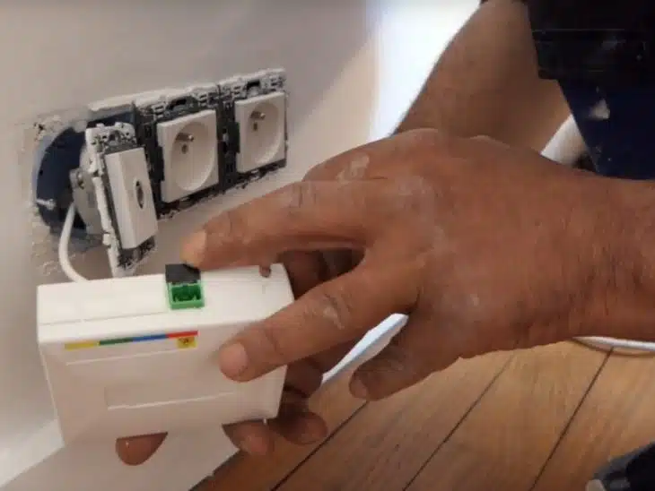 Installation de la fibre dans un appartement : comment ça se passe?