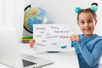 Pourquoi initier les enfants aux langues étrangères dès la primaire ?