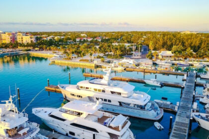 Voyager en mer autrement grâce à une croisière avec skipper