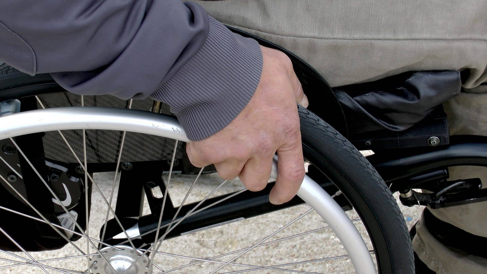 Fauteuils roulants, ce qu’il y a à connaître - Facefull News