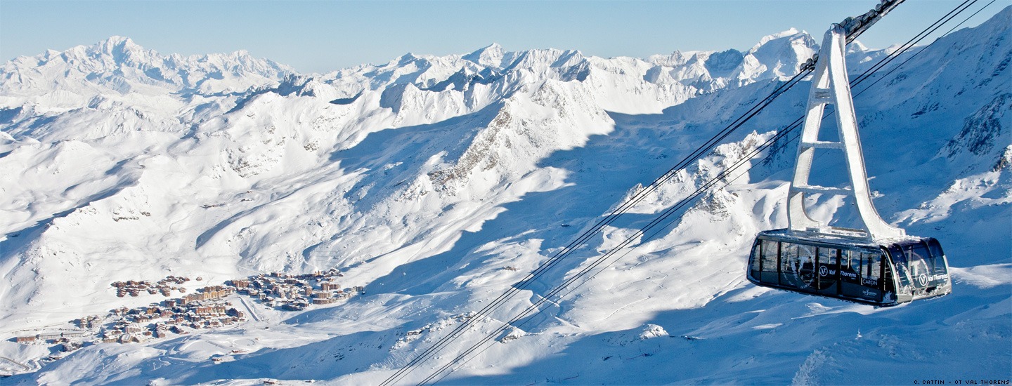 Téléphérique ralliant la station de ski Val Thorens